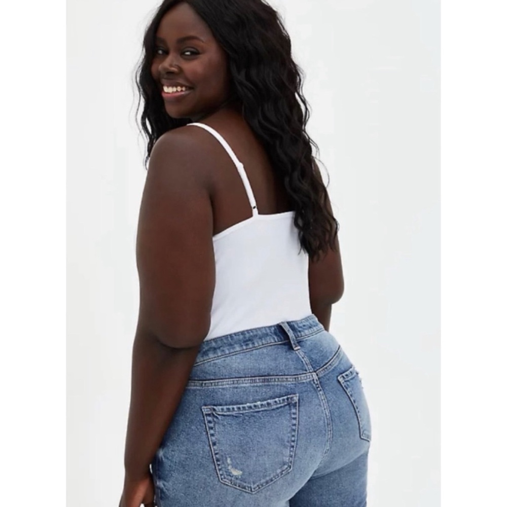 🆕 White Crisscross Foxy Cami Top 3 3X 22 24 NWT Torrid New! - Picture 8 of 11